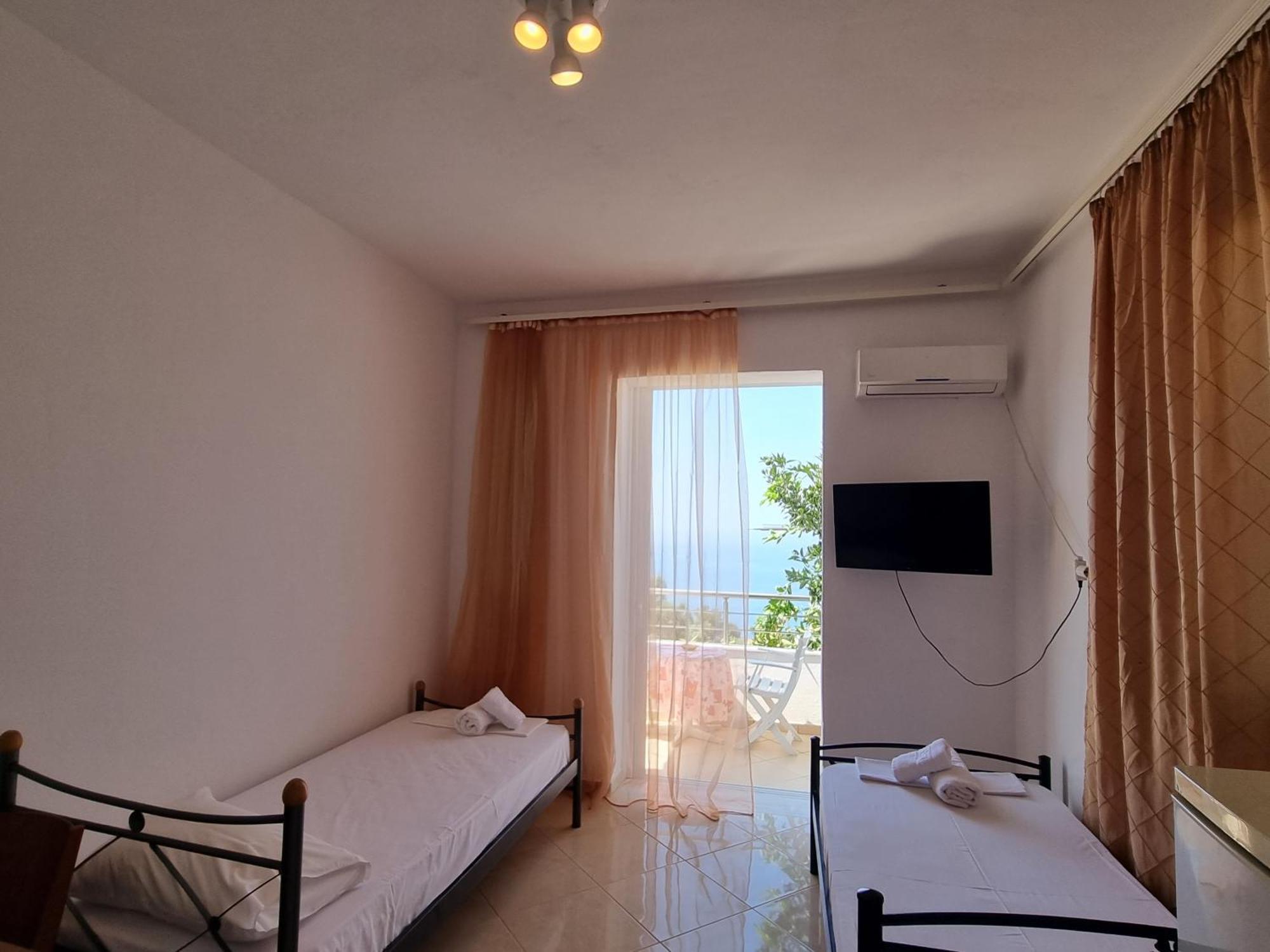 Let Rooms Lukova Szoba fotó